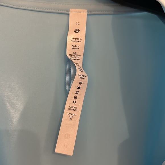 Lululemon water repellent tennis jacket - Picture 3 of 3